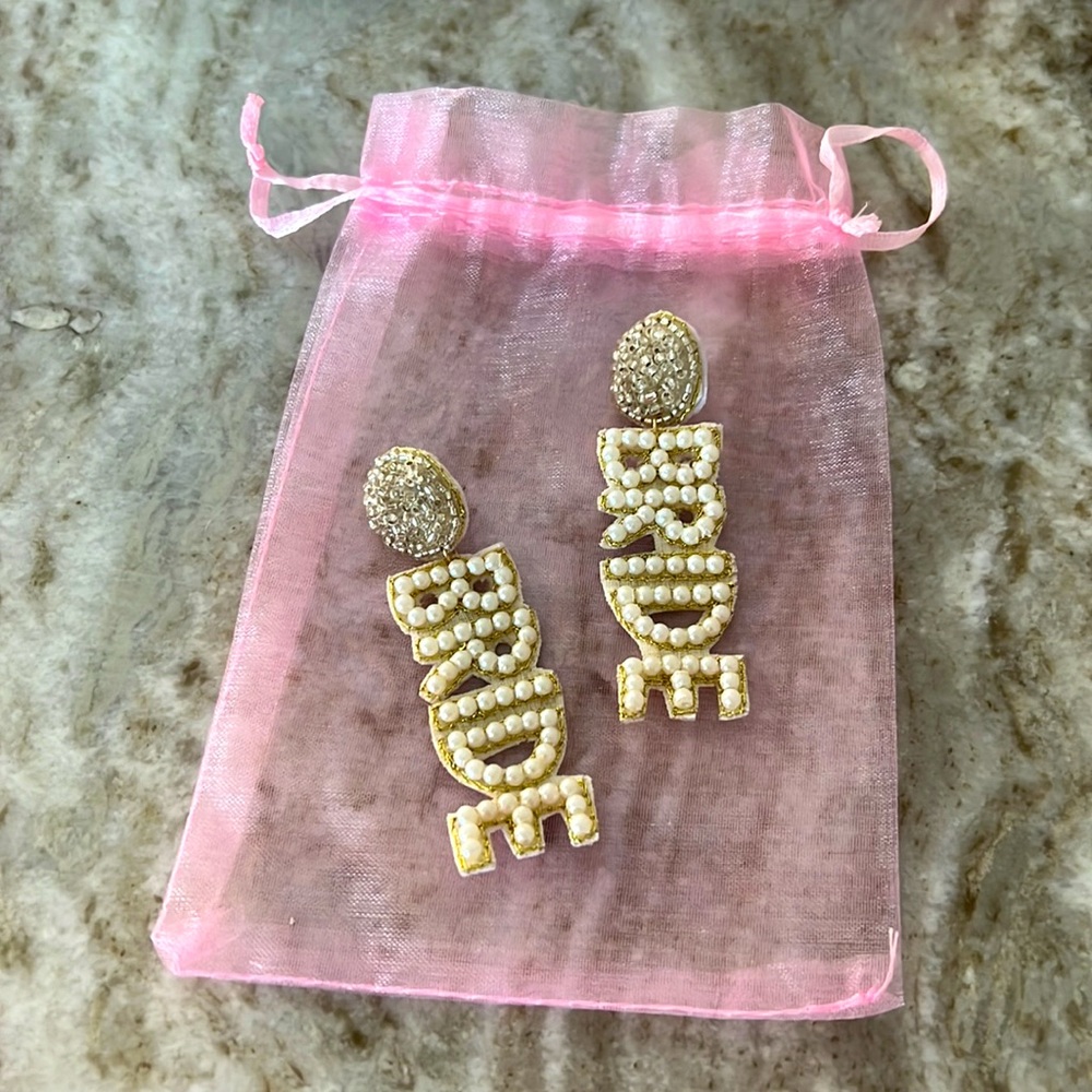 Francesca’s Bride pearl earrings